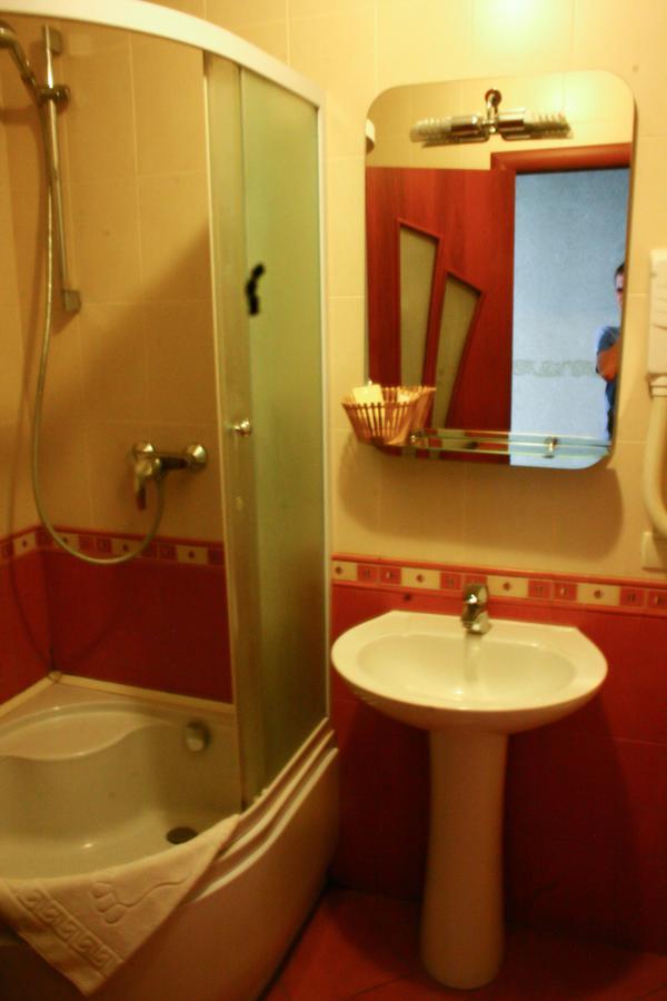 Don Kihot Hotel Novovolyns'k Стая снимка